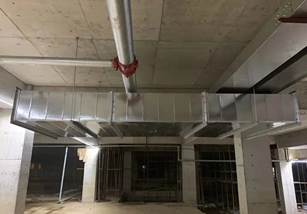 不銹鋼焊接風(fēng)管加工廠暖通工程